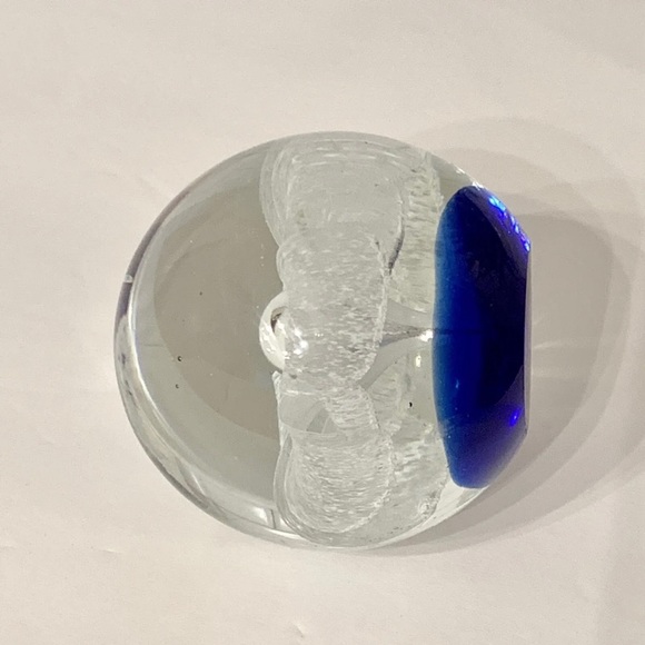 White Lace Flower Cobalt Blue Paperweight Dome Hand Blown Art Glass 3” - Picture 10 of 10